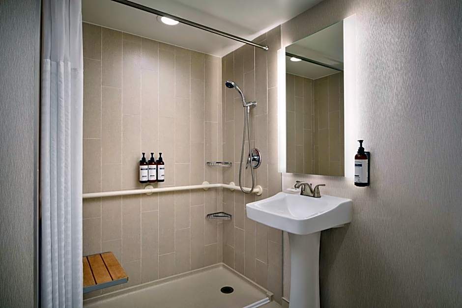 Hyatt Regency Suites Atlanta Northwest