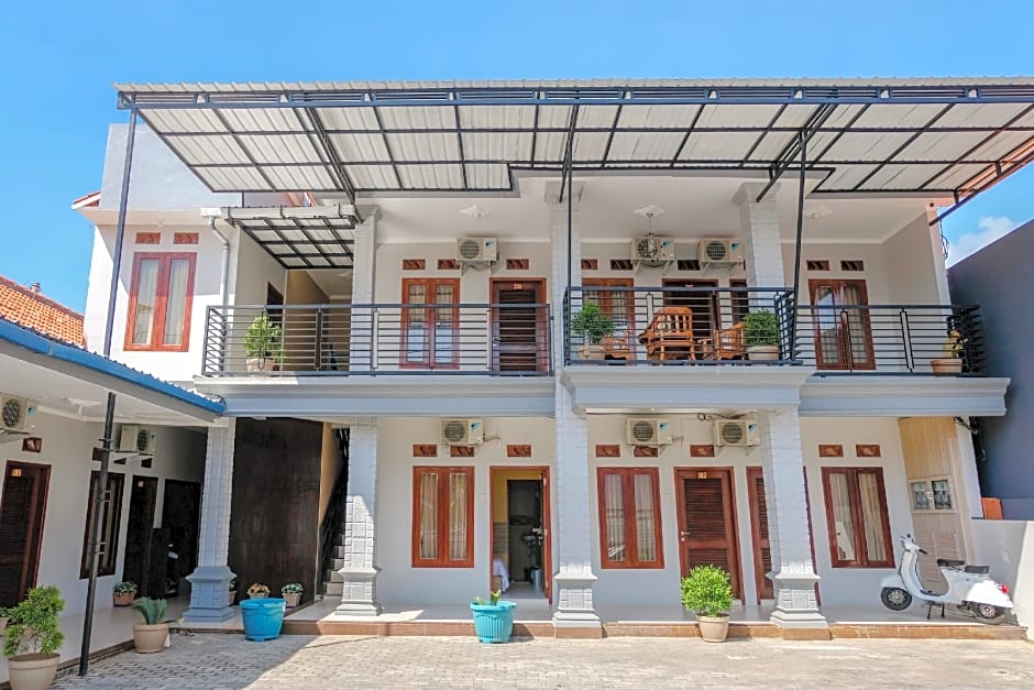 Hotel O El Reyshi Family Residence Syariah