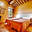 Residence with swimming-pool and thermal pools in Sorano