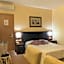 Grand Harbour Hotel