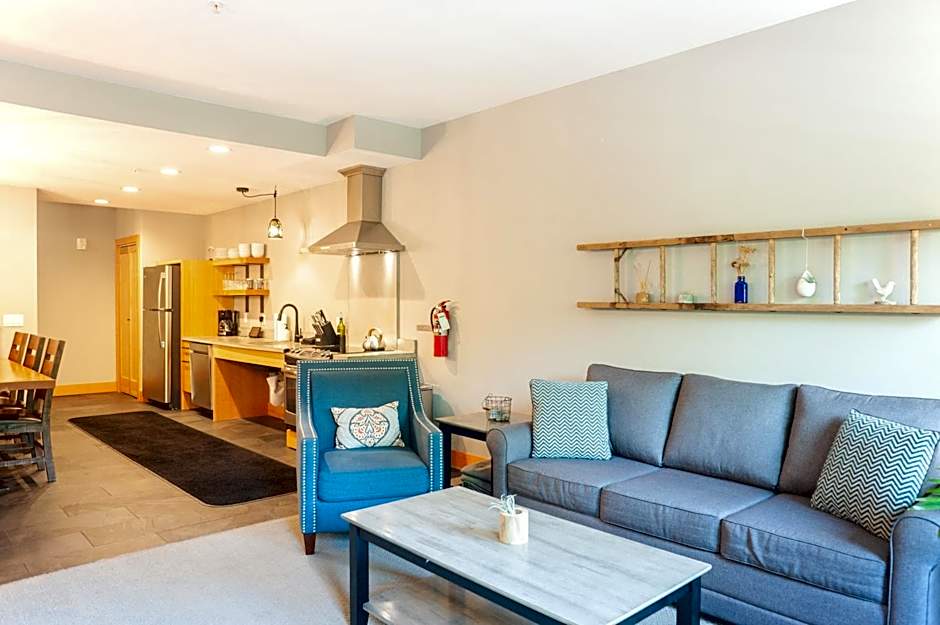 The Suites on Main