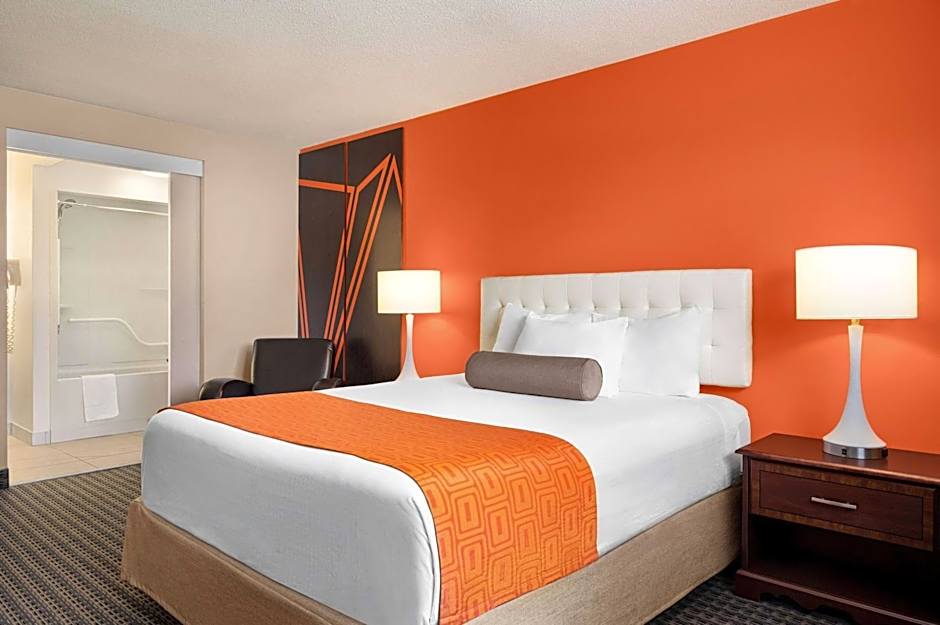 Howard Johnson by Wyndham Gravenhurst