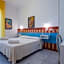 Hotel Plaza con piscina