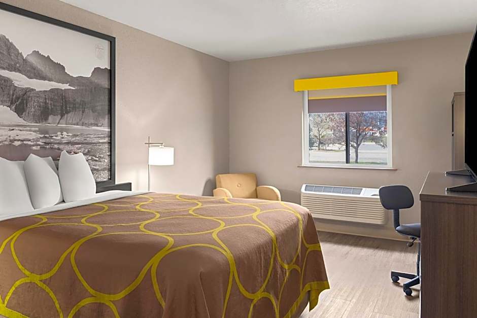 Super 8 by Wyndham Kalispell Glacier National Park