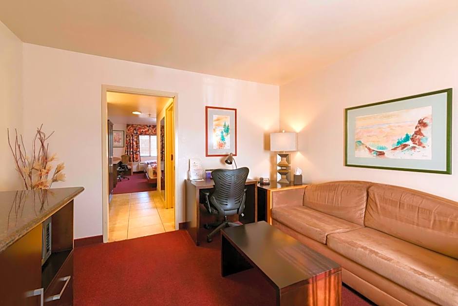 Grand Canyon Plaza Hotel