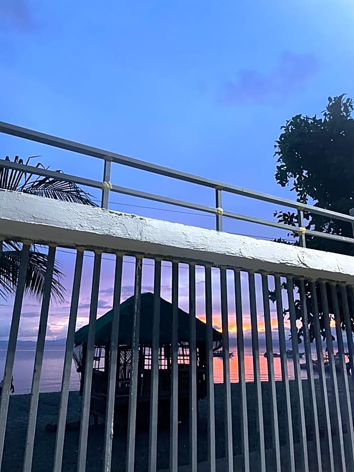 Casa Anaya Vacation Beachfront Home