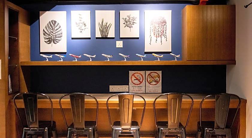 Homy Seafront Hostel