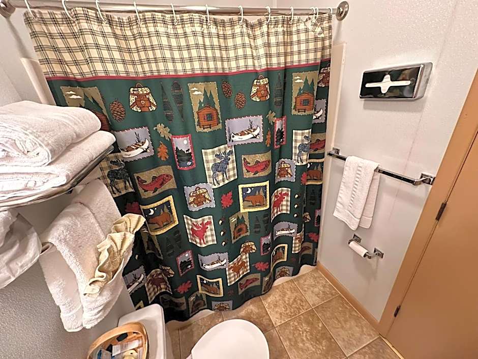 Ute Bluff Lodge, Cabins and RV park