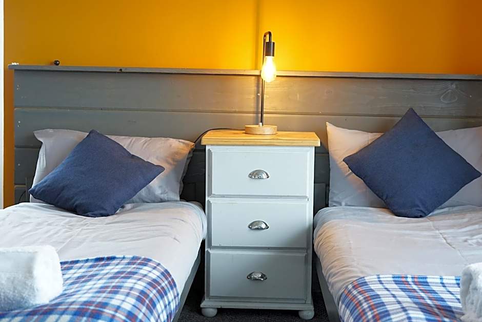 Elemental Surf Lodge