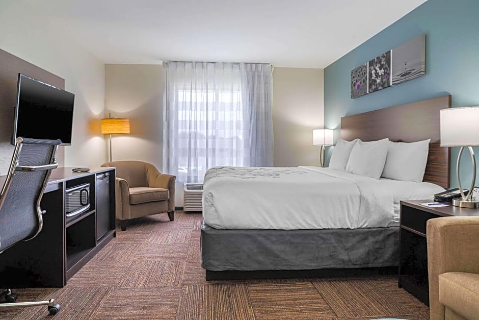 Sleep Inn & Suites