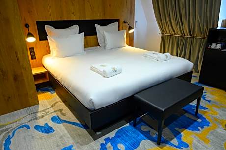 Suite with Garden View