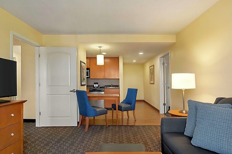 Homewood Suites By Hilton Bethlehem Airport