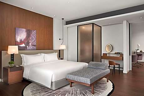 Executive Suite - Club Lounge Access, Suite, 1 King