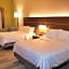 Holiday Inn Express & Suites Douglas By IHG