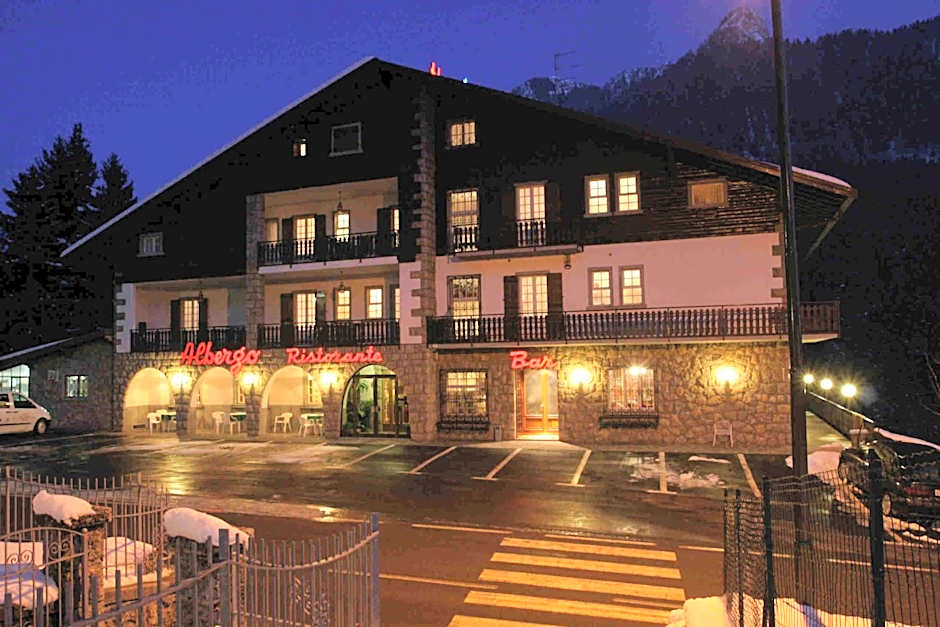 Hotel Des Alpes