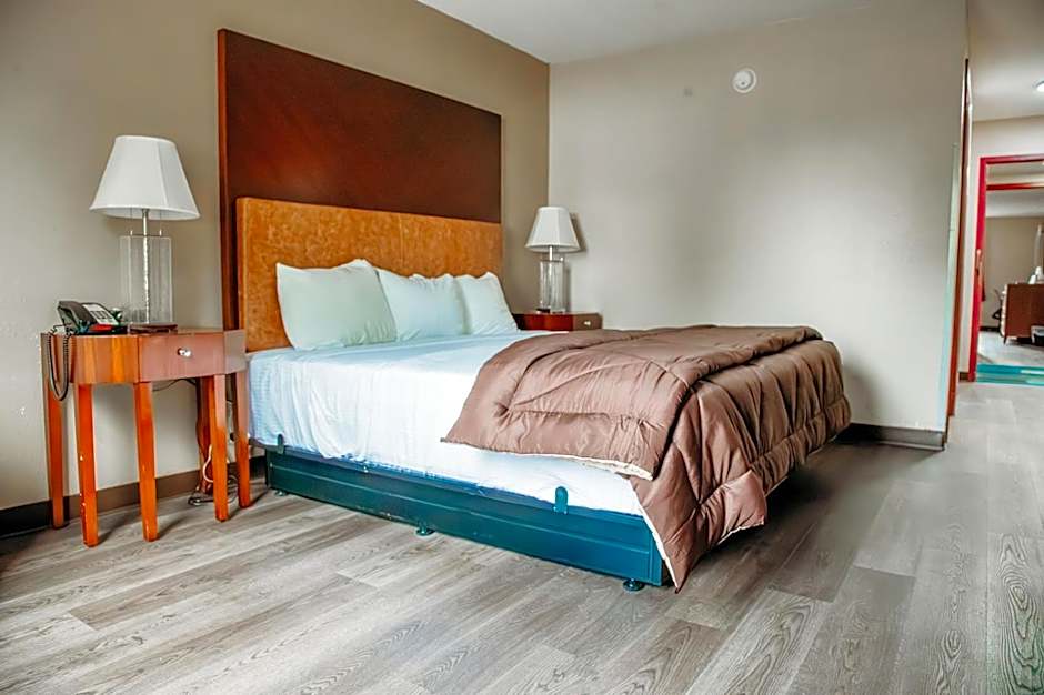 Country Garden & Suites-Benton