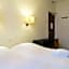 Hotel Carillon