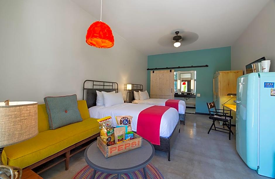 Lone Star Court, by Valencia Hotel Group