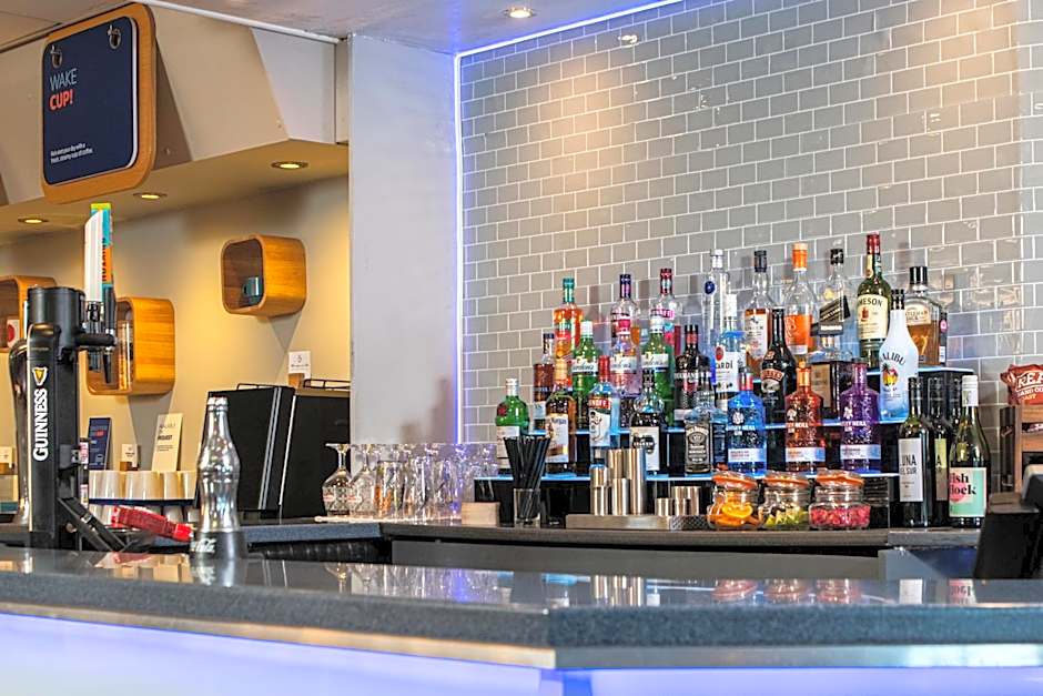 Holiday Inn Express Perth By IHG