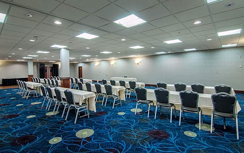 Holiday Inn & Suites Syracuse Airport - Liverpool By IHG