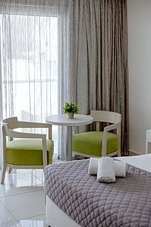 Double or Twin Room with Inland View