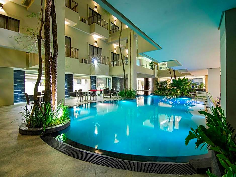 SAVANA HOTEL & CONVENTION MALANG