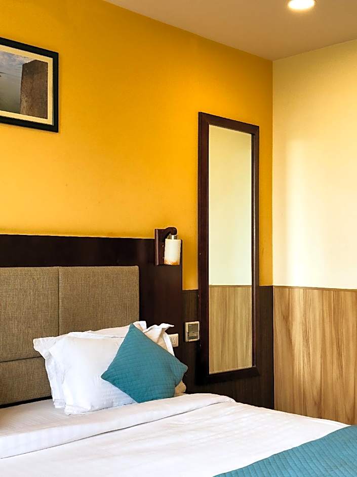 Hotel Royal Palm - A Budget Hotel in Udaipur