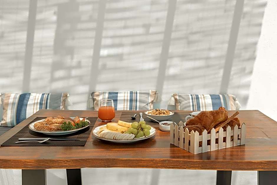 Oyster Luxury Suites