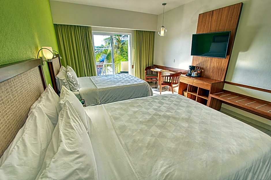 Holiday Inn Huatulco By IHG