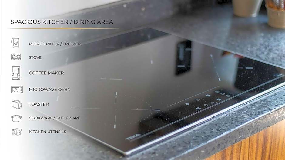 Zielo 1Bdrm 1bath fits 6 AC Rooftop views