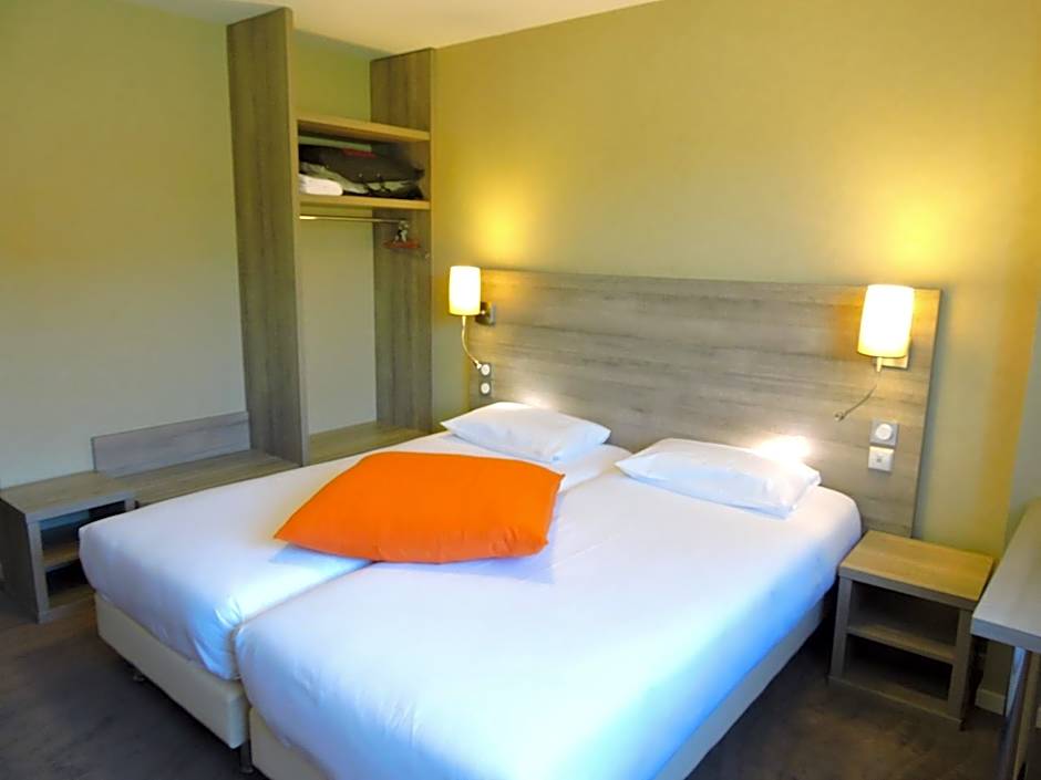 Kyriad Auray Hotel - Carnac