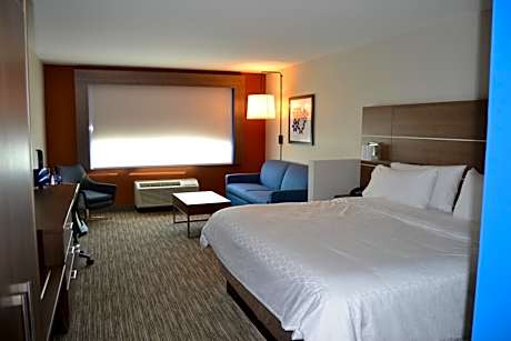 King Suite with Sofa Bed