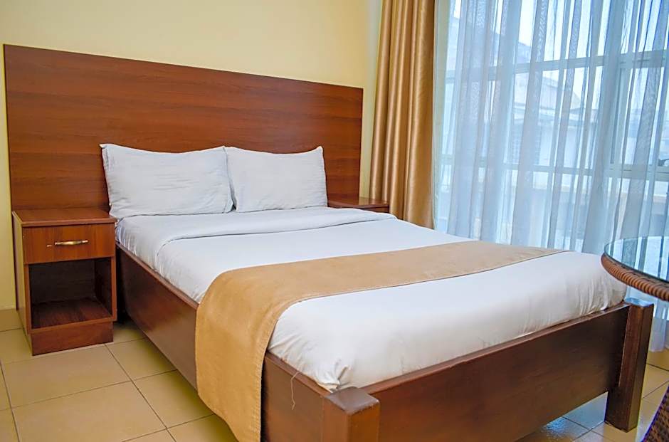 Delfirm Hotel
