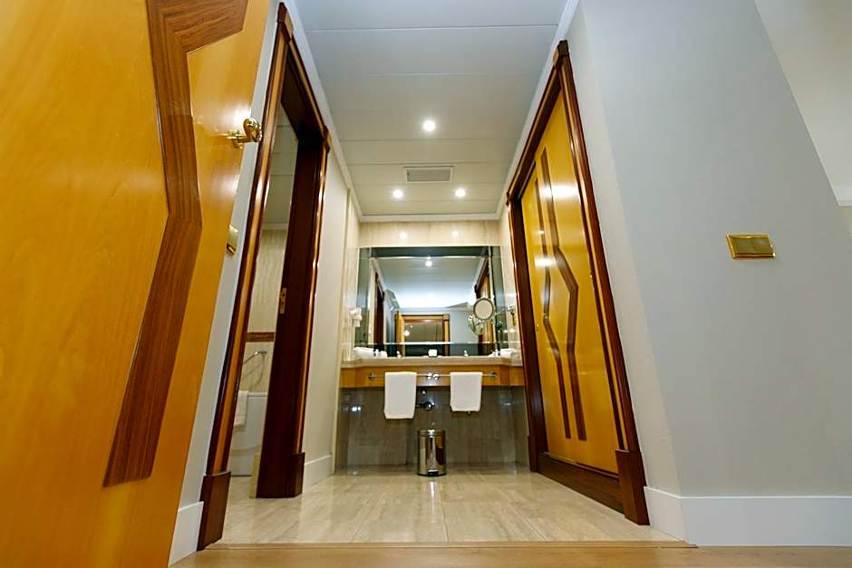 Oca Puerta del Camino Hotel