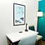 La Quinta Inn & Suites by Wyndham Albuquerque Airport
