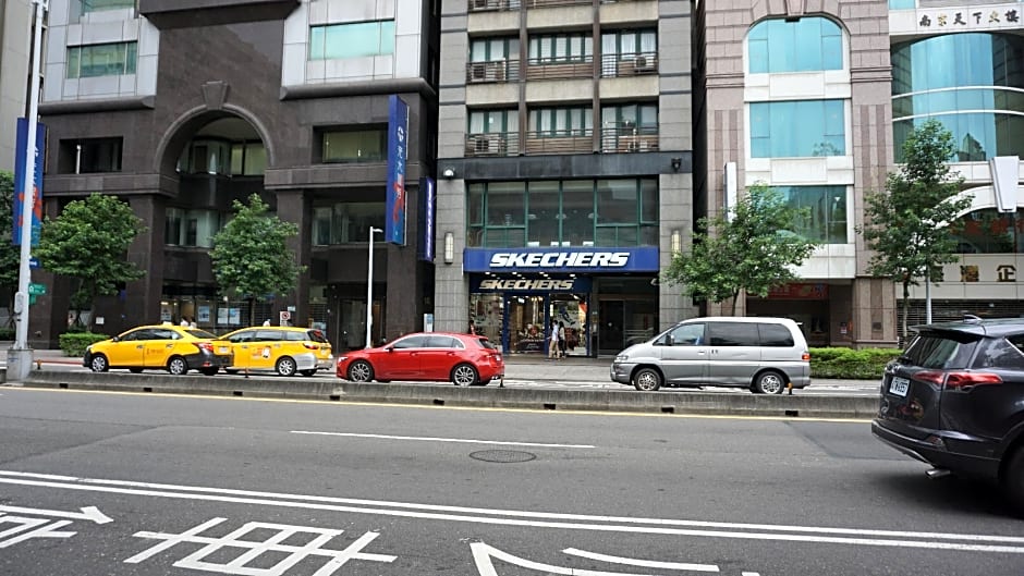 Chian Huei Business Hotel