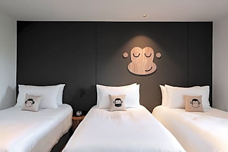 One-Bedroom Suite Triple Bed