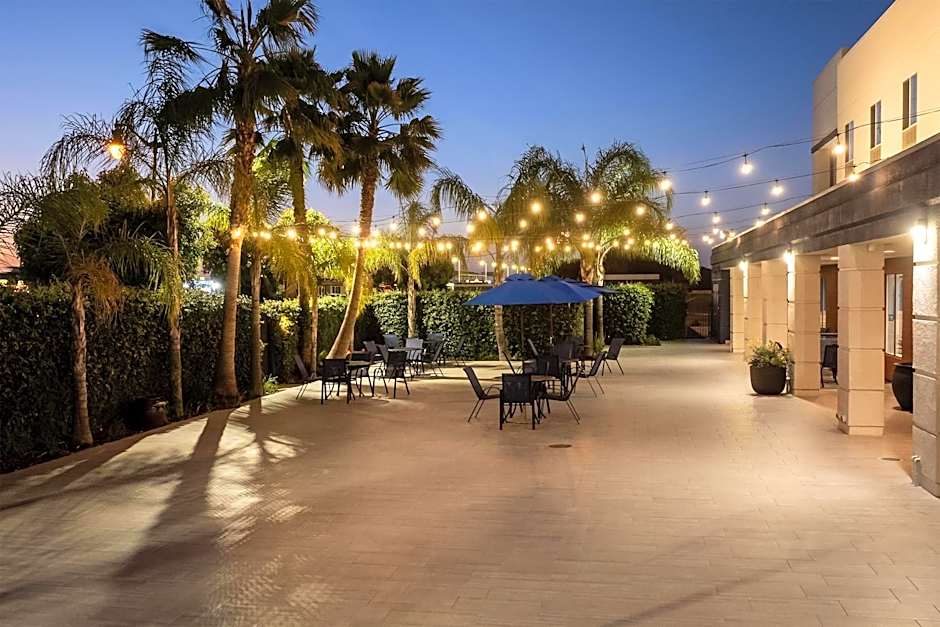 Hampton Inn By Hilton & Suites Lathrop, Ca