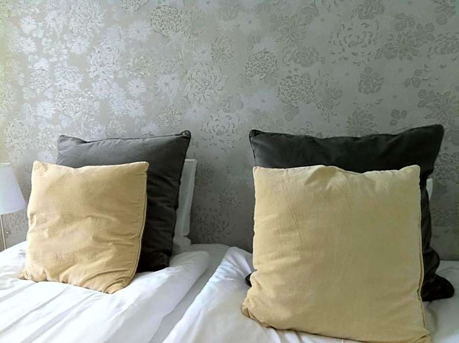 Riverside stay at Hotel - Ängelholm