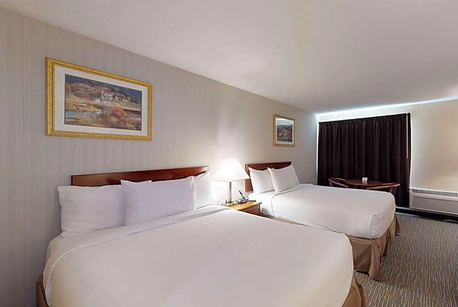 Ramada by Wyndham Strasburg