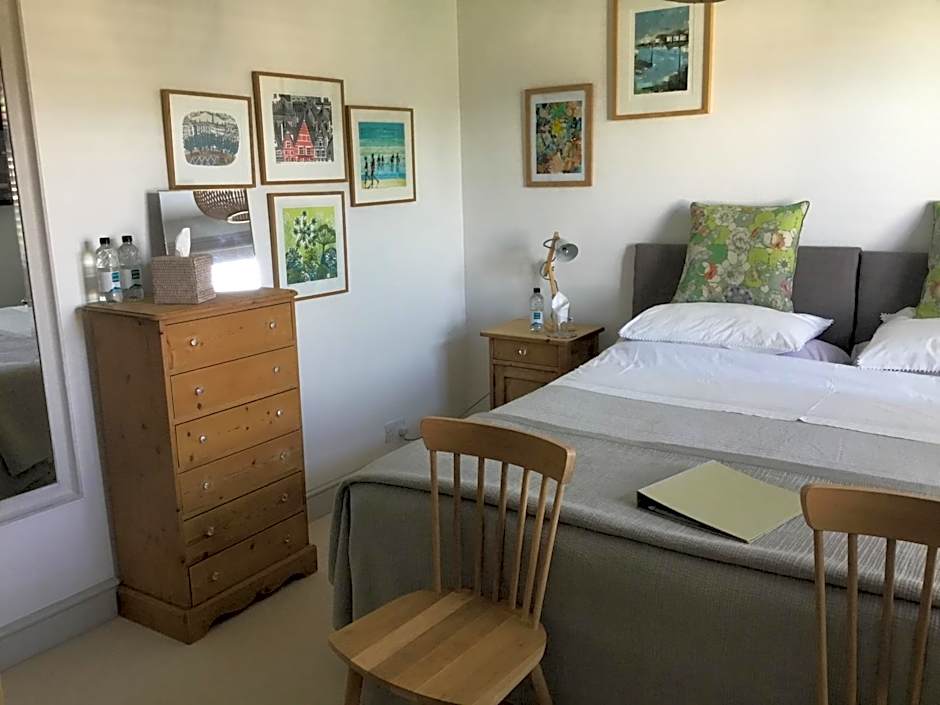 NUMBER 19 B&B Chichester