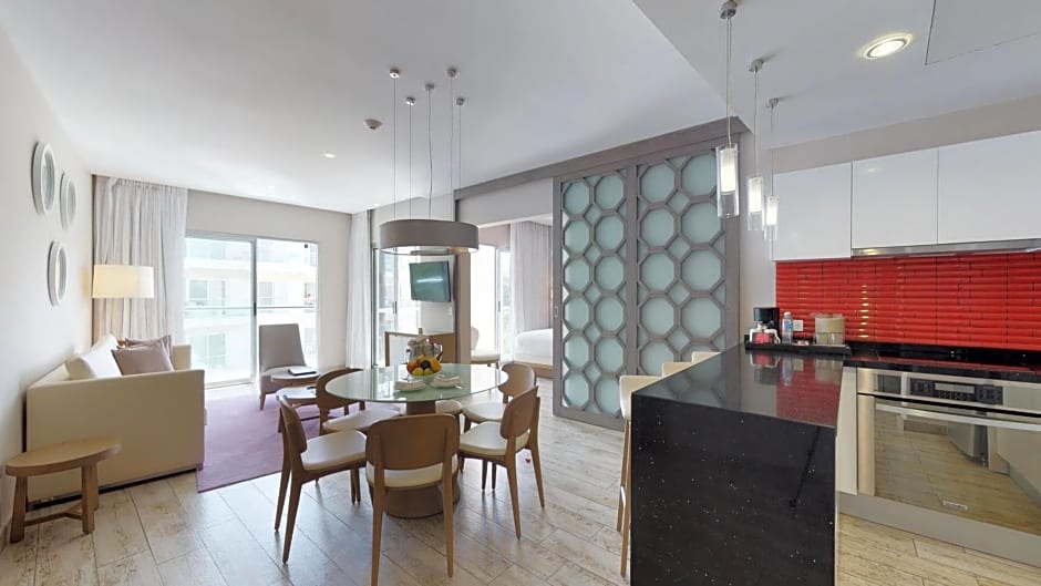 The Fives Beach Hotel & Residences All Senses Inclusive