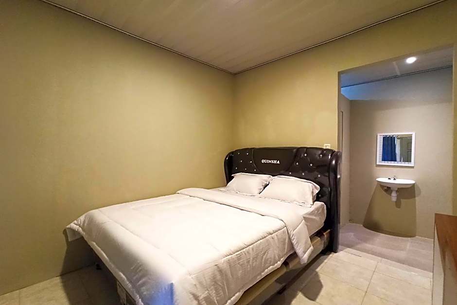 RedDoorz near Taman Merdeka Metro Lampung