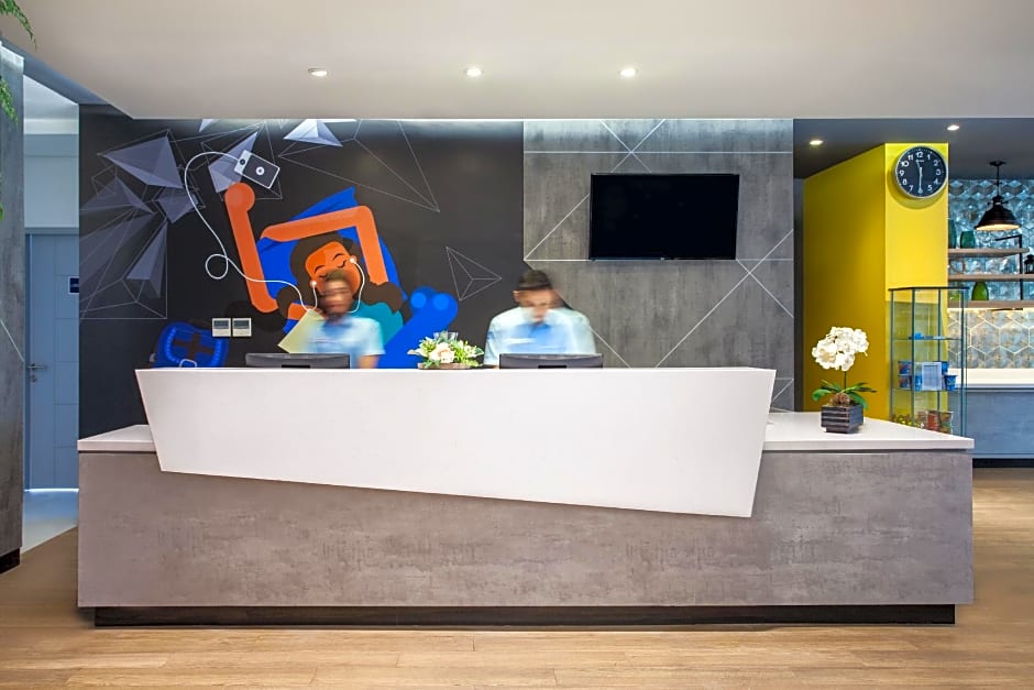 ibis budget Surabaya Diponegoro