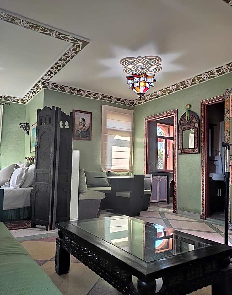 Equi Palace & SPA Near Aeroport