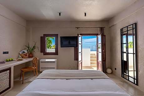 Superior Room Caldera View