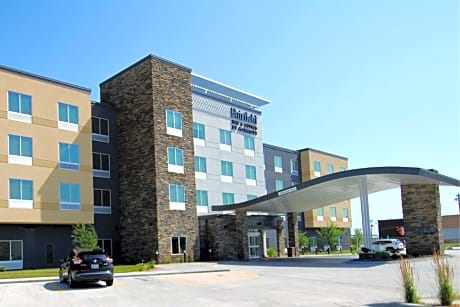 Fairfield Inn & Suites Winona