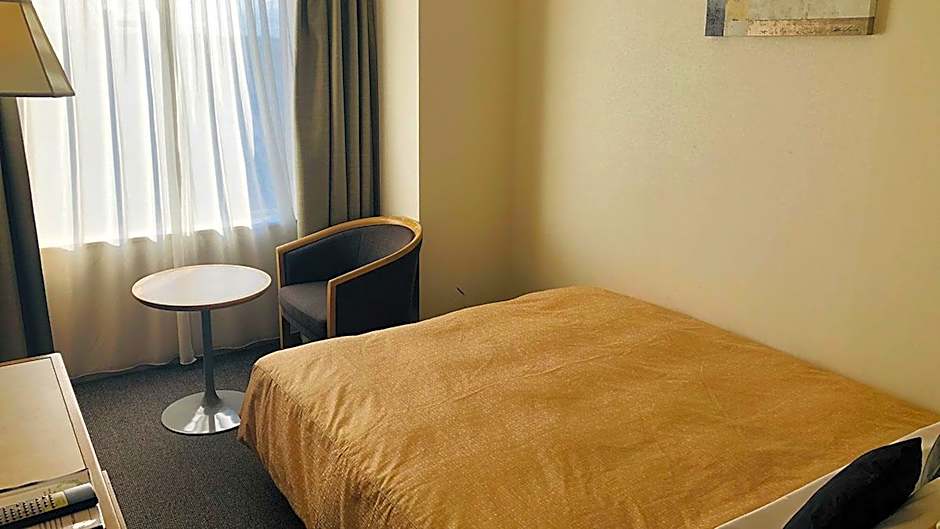 Cypress Garden Hotel