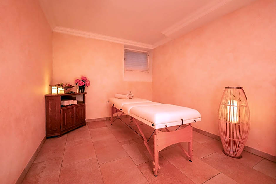 Hotel AlpinaRos Demming