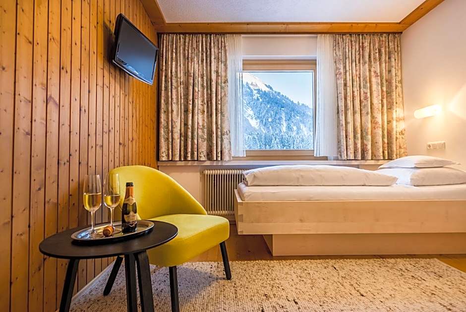 BOUTIQUEHOTEL das edelweiss